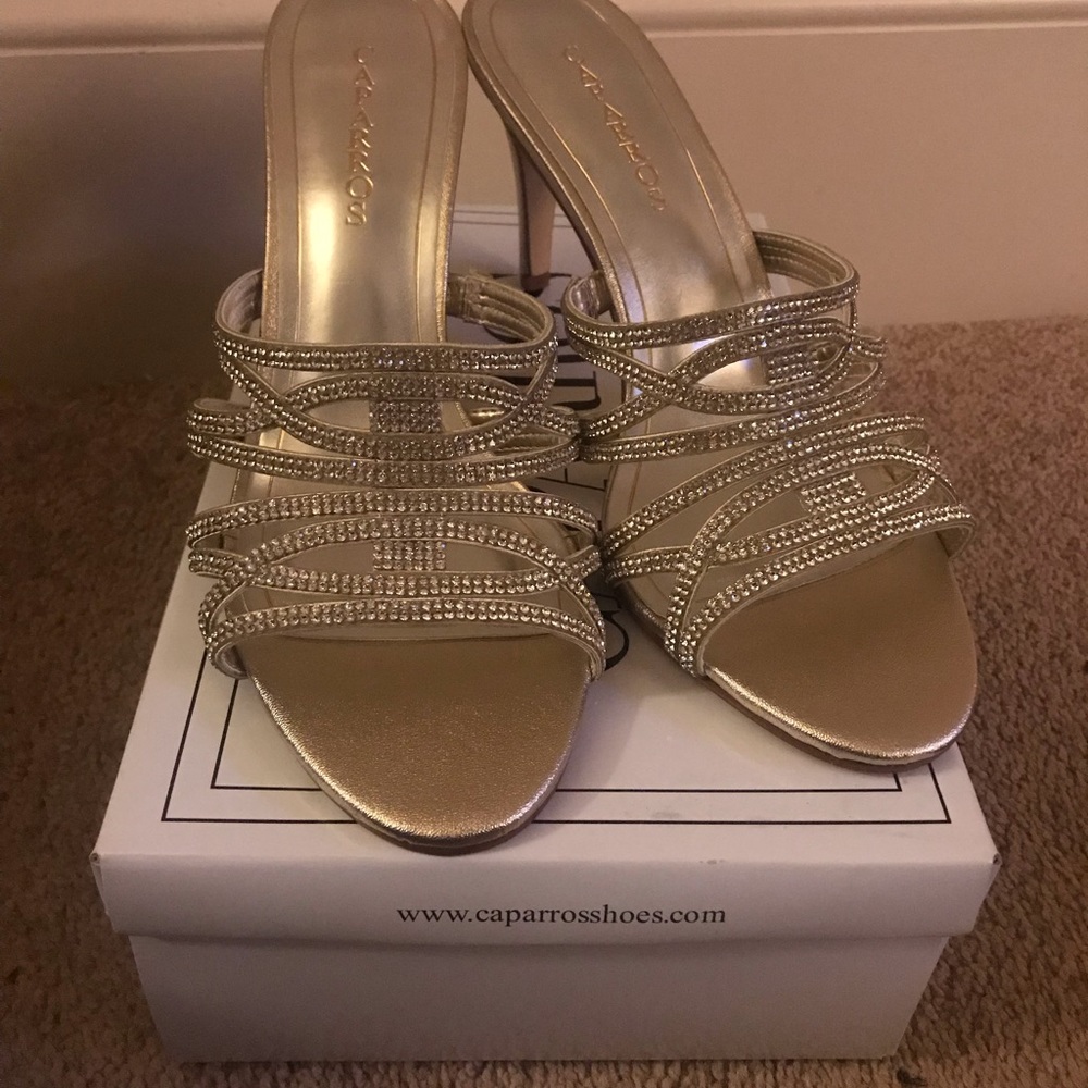 Shoes - Picture 2 of 4